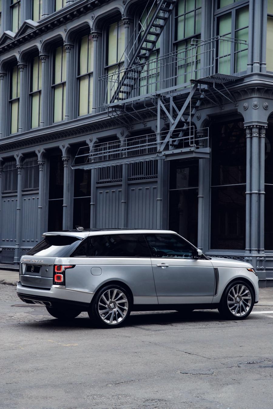  Land Rover Range Rover SV Coupe 2018 года  (NA) (фото 11 из 12)